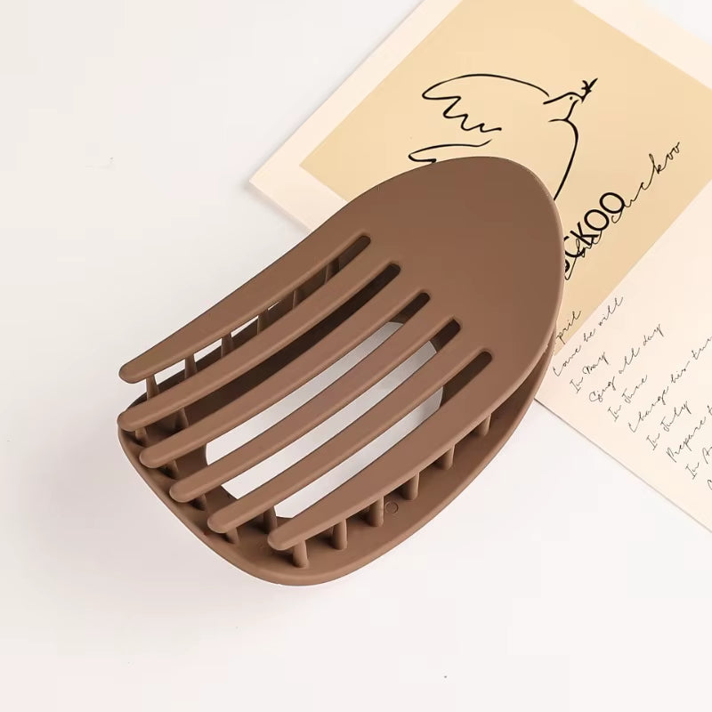 1Pcs Vintage Flat Circular Hair Clip with Duckbill Grip Leopard Matte Curved Flat Styling Barrettes Acrylic Hair Accessories